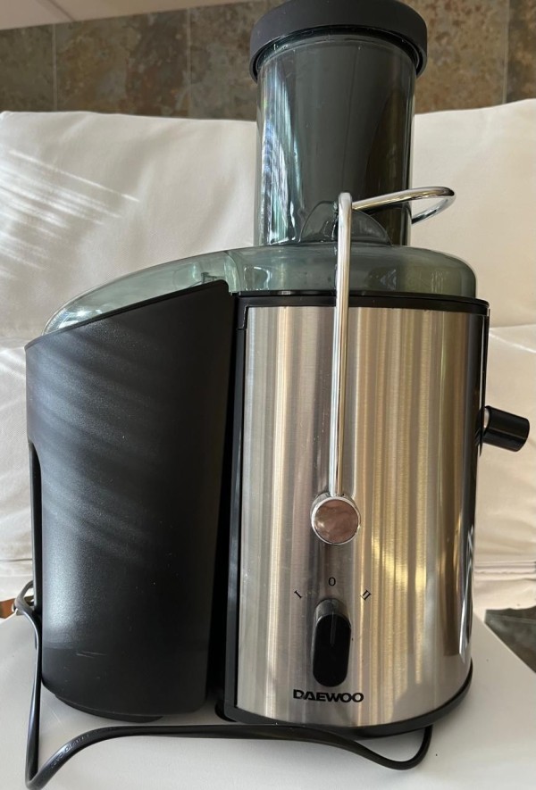 Extractor de Jugo Daewoo JE4217 1L - Plateado –